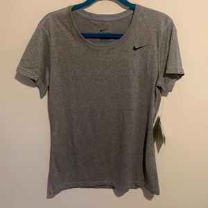 Nike Grey Dri-fit t shirt NWT SIZE M